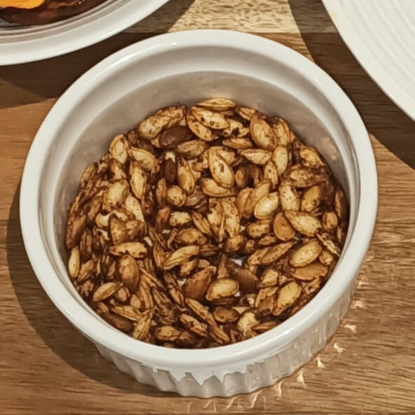 roast pumpkin seeds